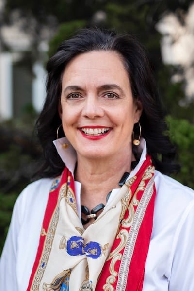 Linda Lou Parsons, Associate Broker at Blue Heron Realty